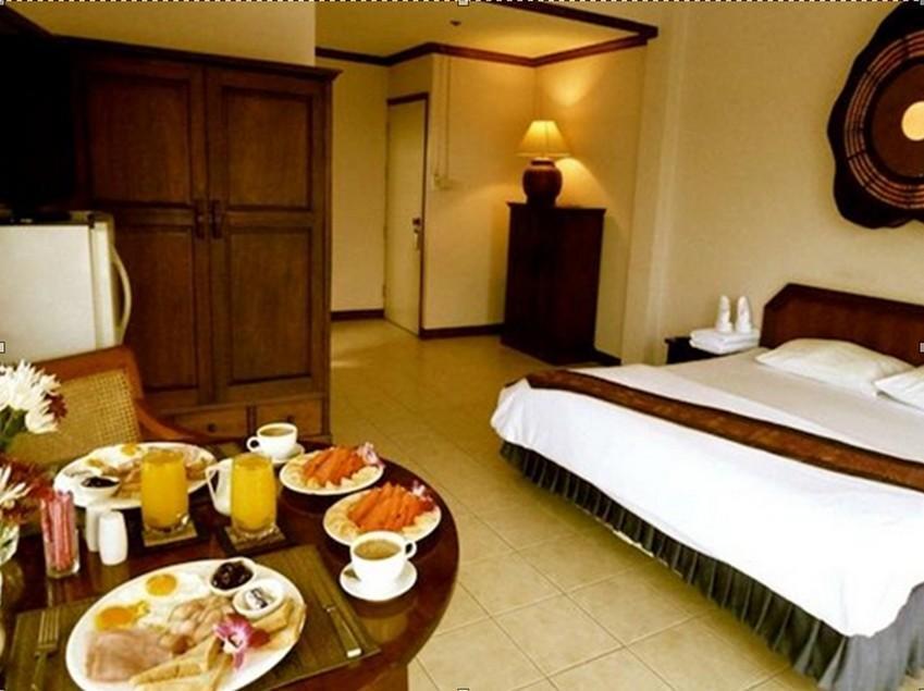 Supergreen Hotel Chalong Ngoại thất bức ảnh