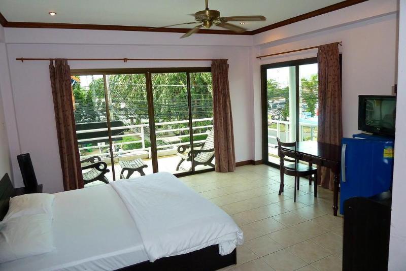 Supergreen Hotel Chalong Ngoại thất bức ảnh