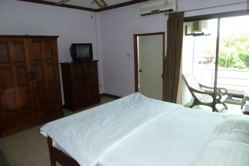 Supergreen Hotel Chalong Ngoại thất bức ảnh