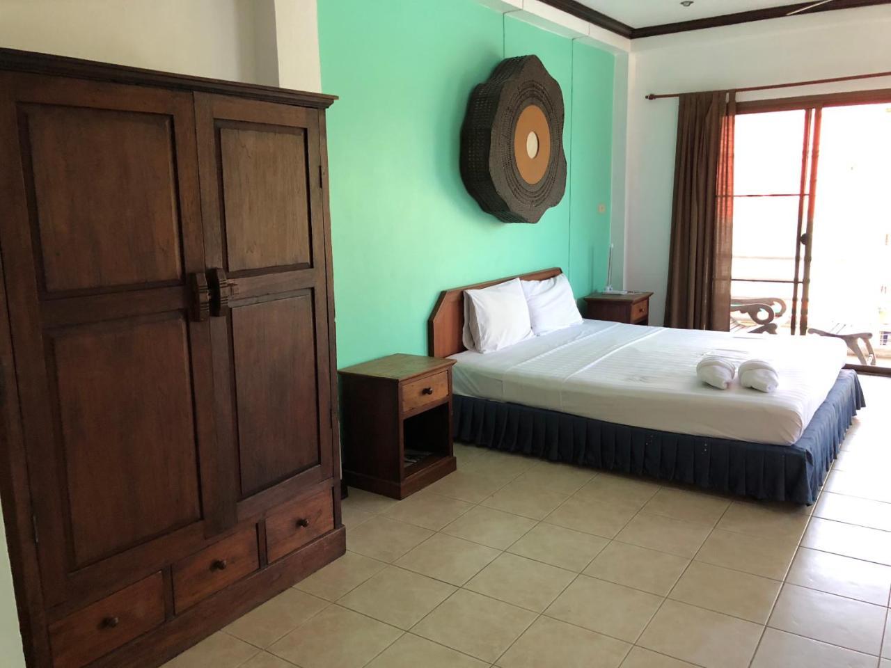 Supergreen Hotel Chalong Ngoại thất bức ảnh
